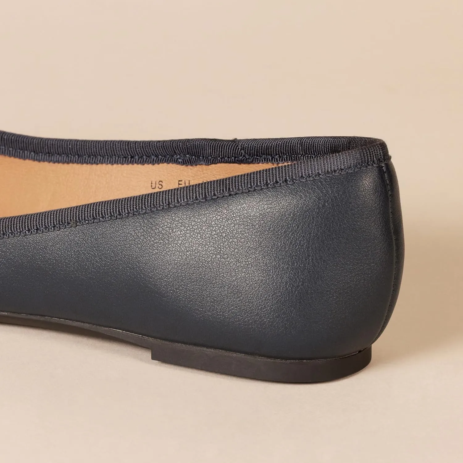 Amazon Essentials Women's Billie Ballet Flats