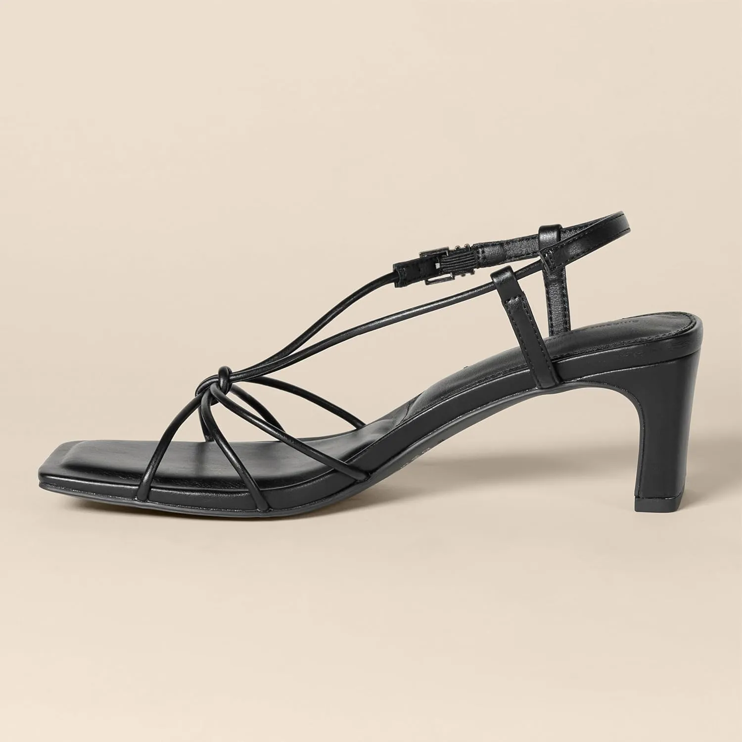 Amazon Essentials Women's Strappy Block Heel Sandals