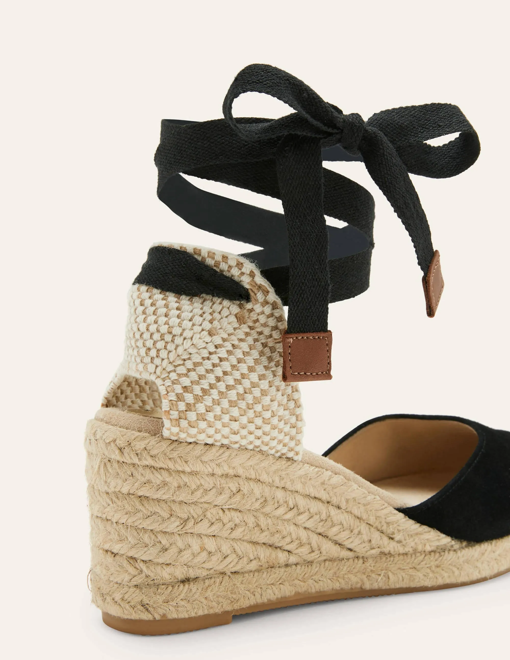Cassie Espadrilles mit Keilabsatz-Schwarz