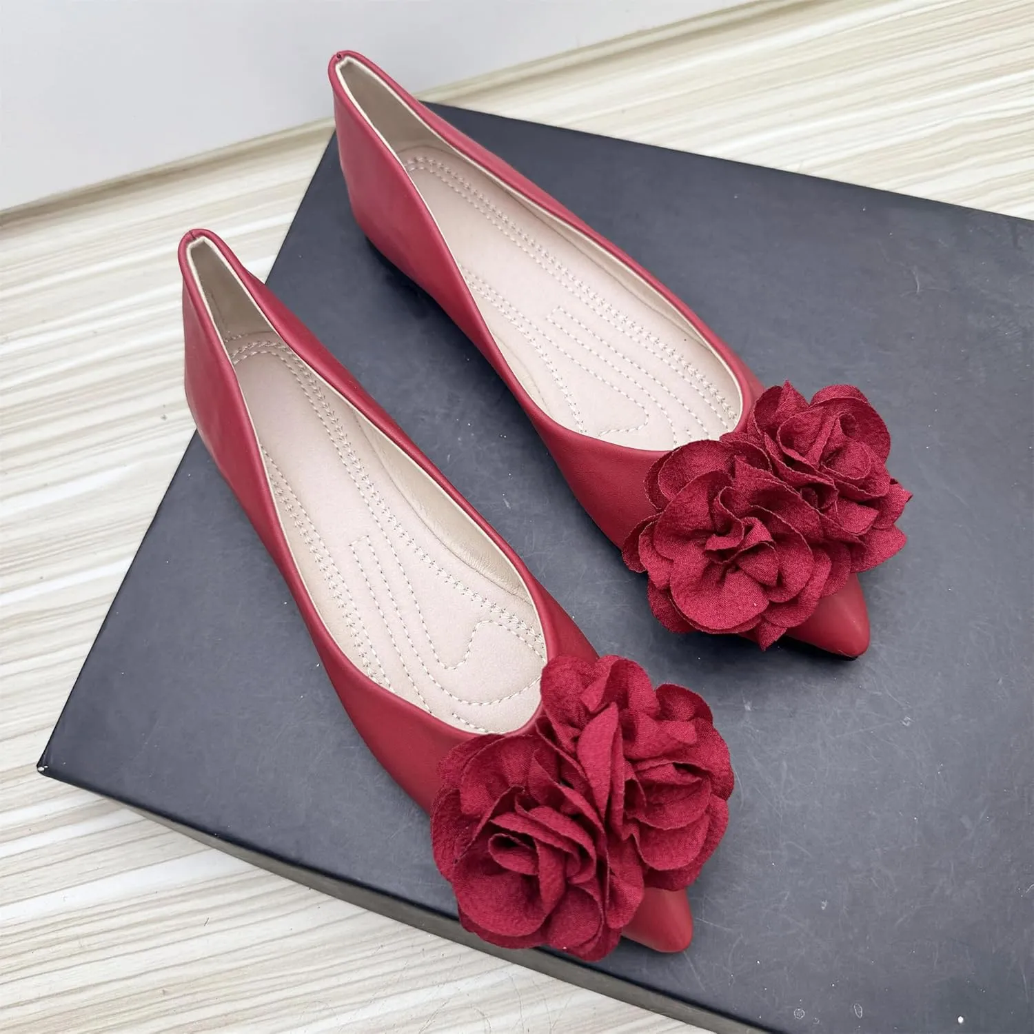 Dear Time Women's Flower Ballets Pointed Toe Flat Dressy Shoes Slip on Casual Flats
