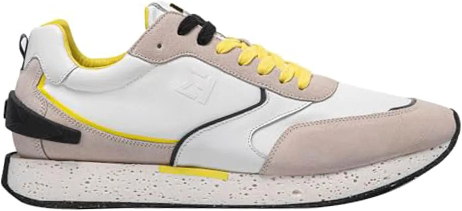 ELHANN.H The SJ Sneakers Combines Simple Lines with a Dynamic Style.