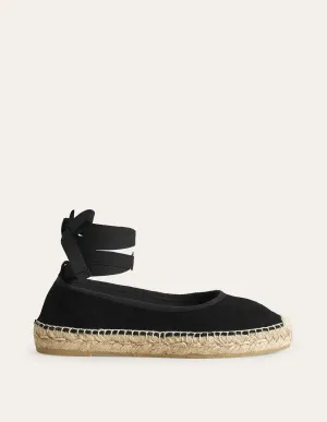 Espadrilles mit Knöchelriemchen-Schwarz, Veloursleder