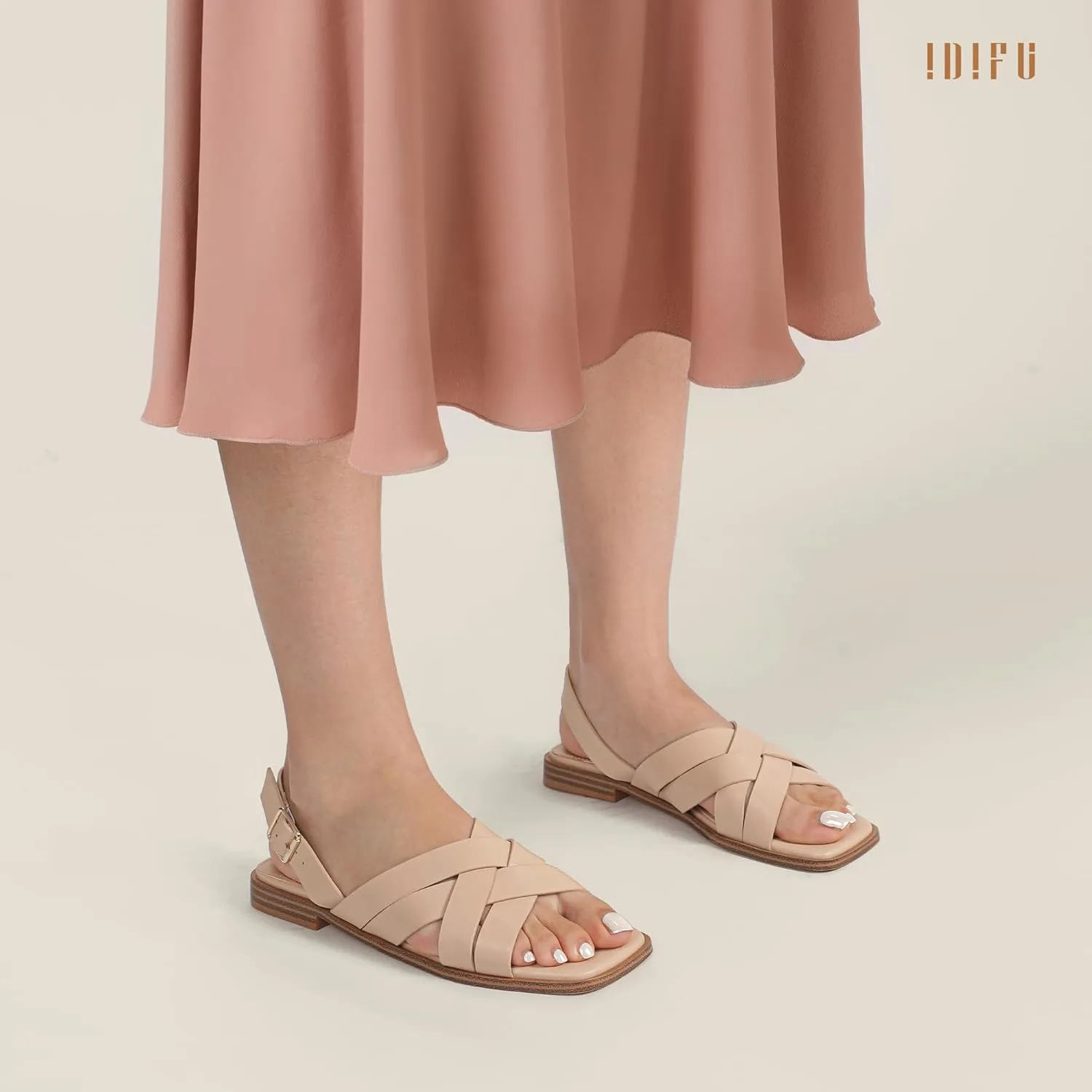 IDIFU Strappy Flat Sandals for Women Square Open Toe Summer Beach Dressy Dress Ladies Comfortable Cute Comfy Trendy Casual Buckle Slingback Sandals with Back Strap