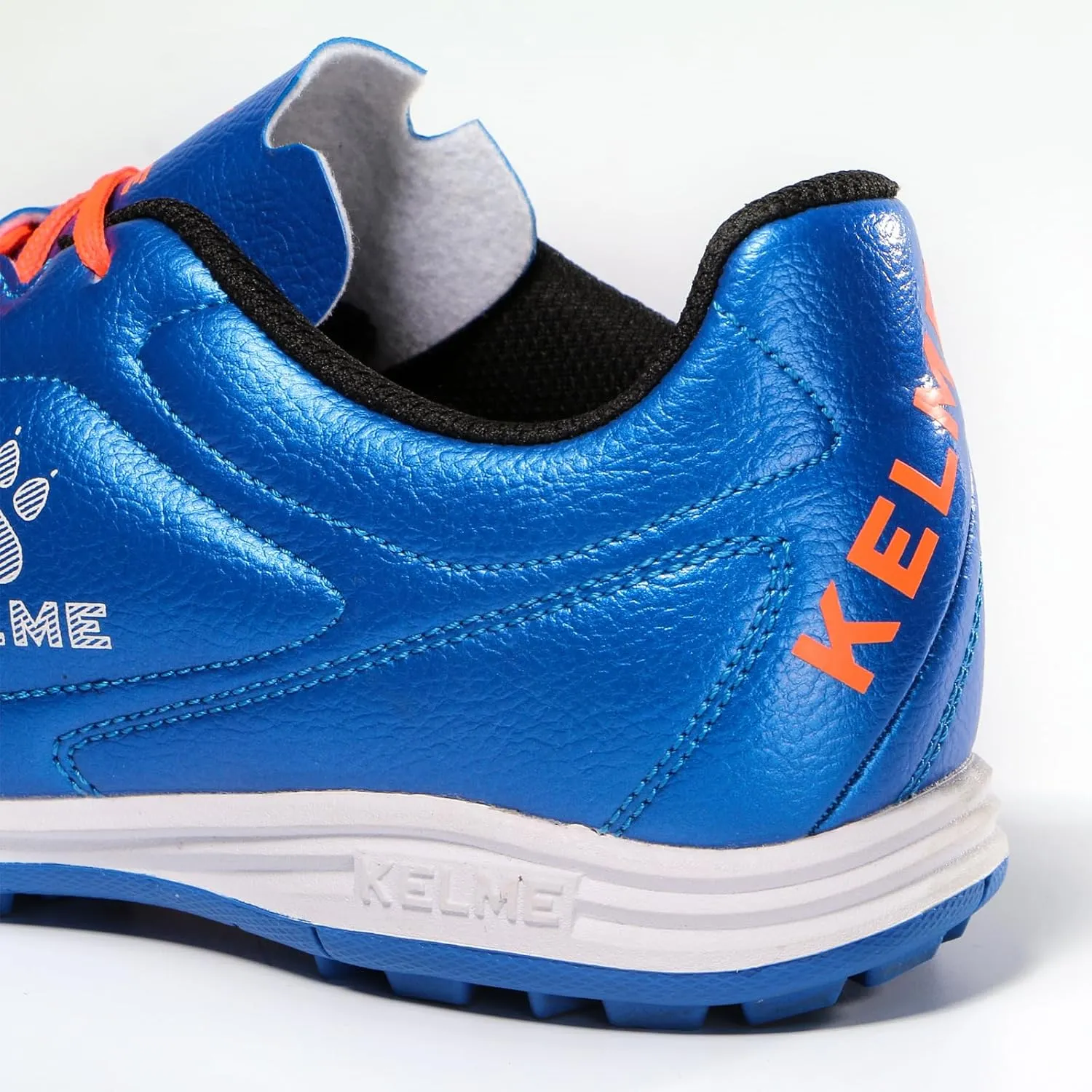 KELME Men's Soccer Shoes Football Shoes Outdoor Indoor Professional Futsal TF Football Breathable Sneakers Training