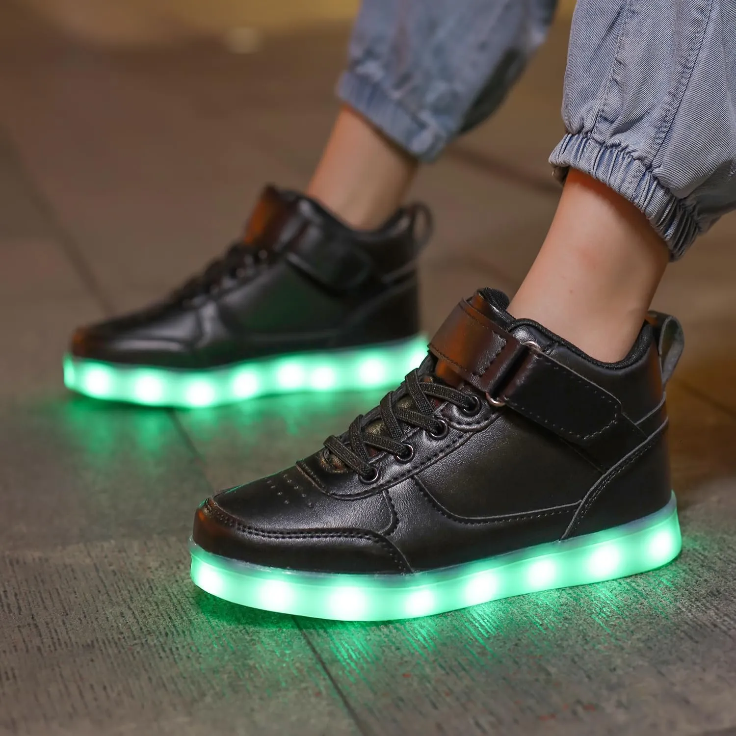 Kids Light Up Shoes LED Sneakers High Top USB Charging Flashing Trainers for Child Girls Boys