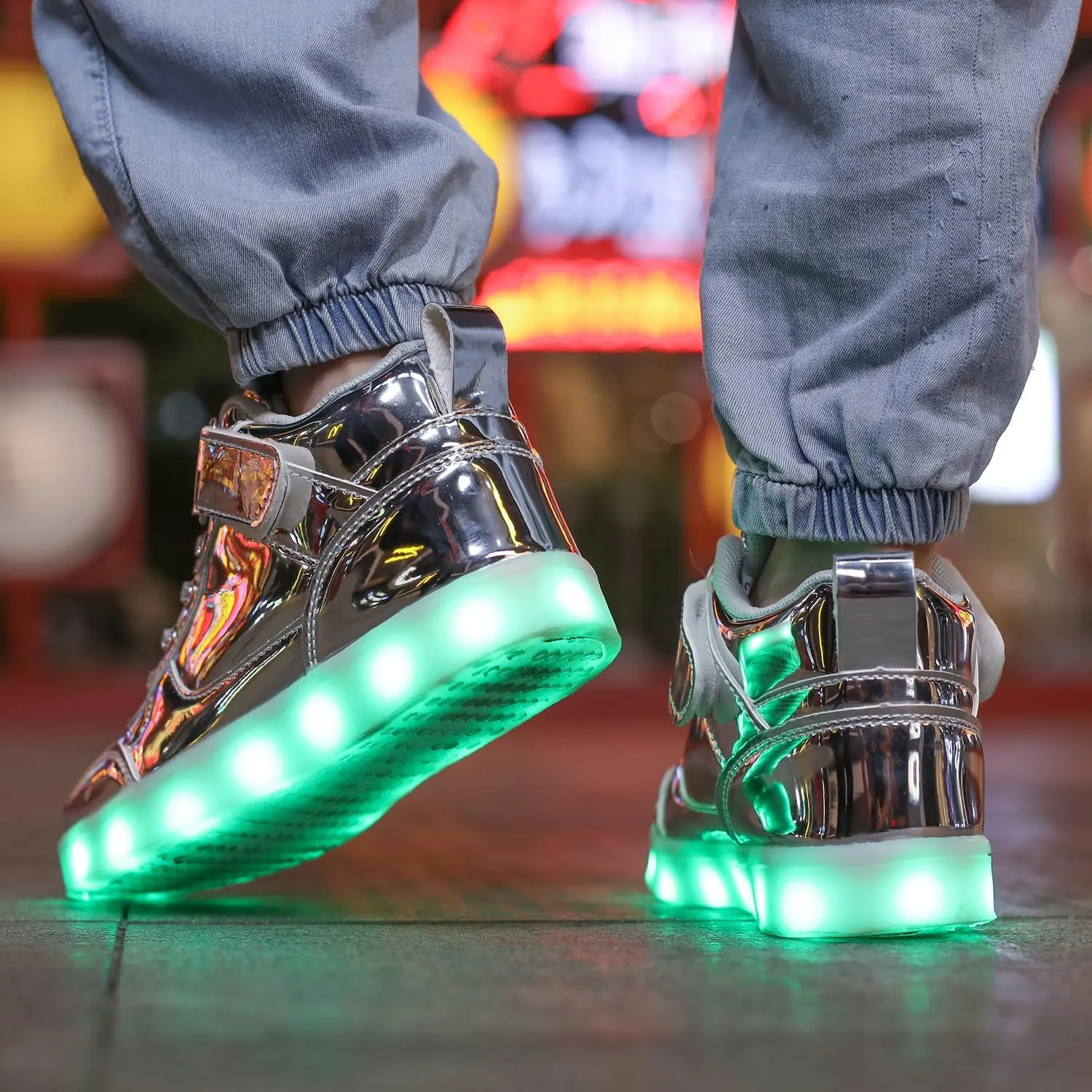 Kids Light Up Shoes LED Sneakers High Top USB Charging Flashing Trainers for Child Girls Boys