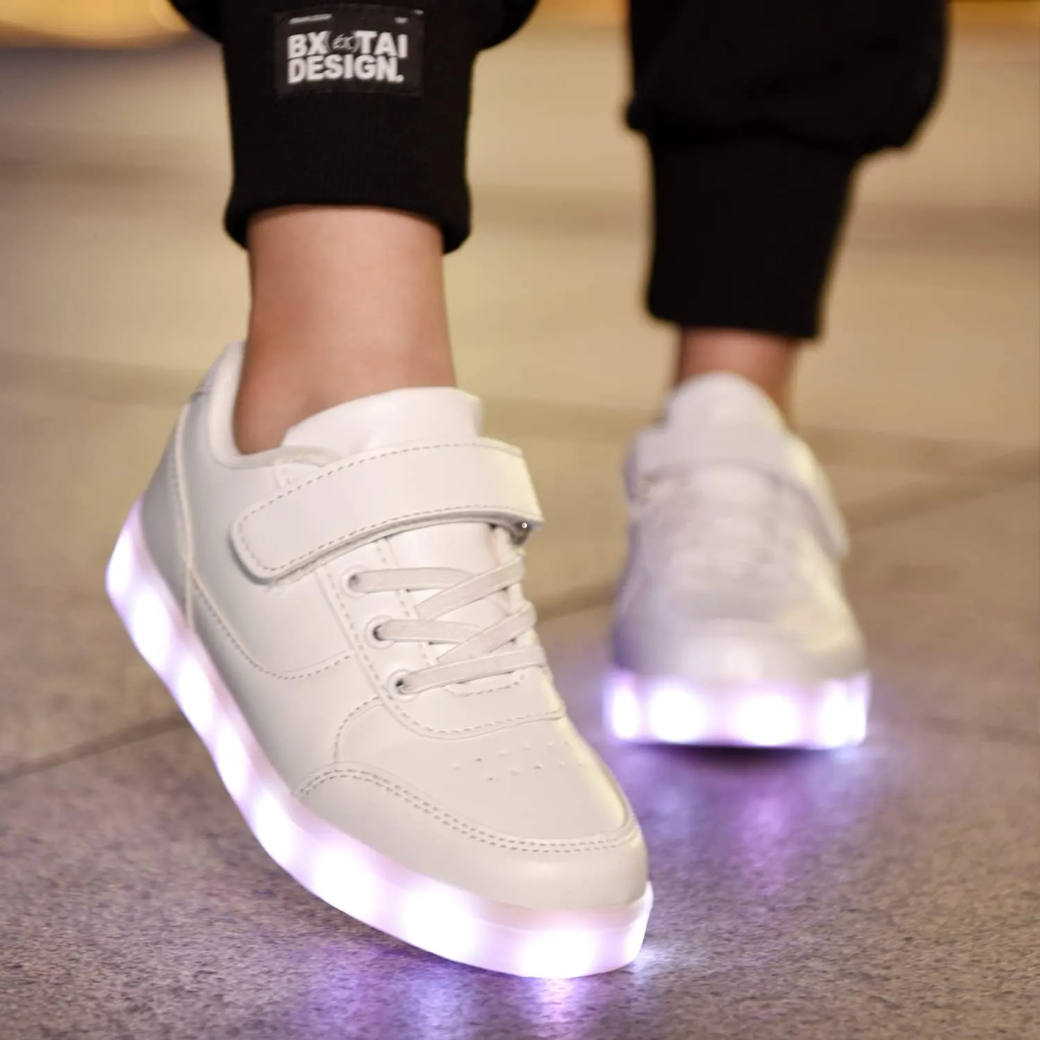 Kids Light Up Shoes LED Sneakers High Top USB Charging Flashing Trainers for Child Girls Boys