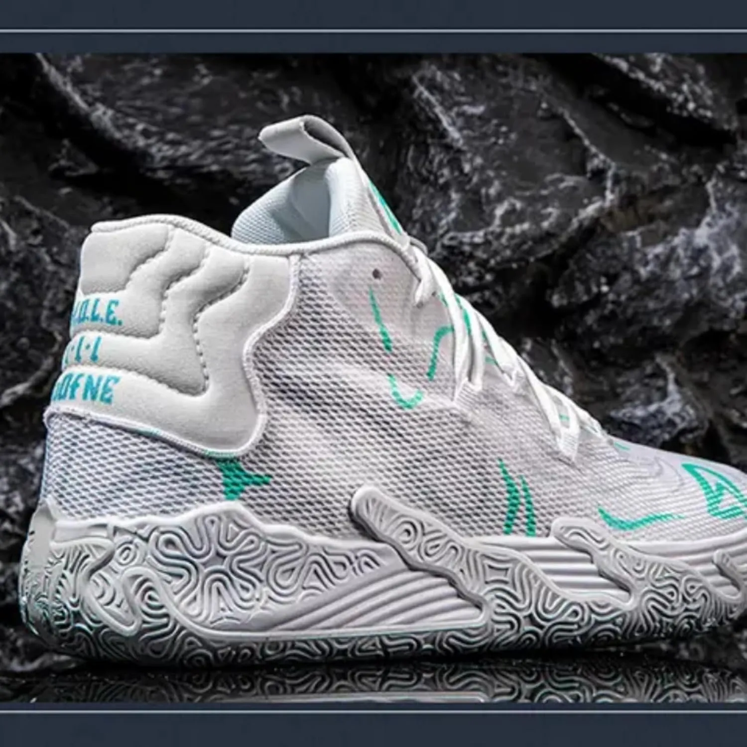 Mens Lace Up Multicolor High Top Basketball Shoe Non-Slip Breathable Running Shoes Fahsion Lightweight Outdoor Gym Sneakers