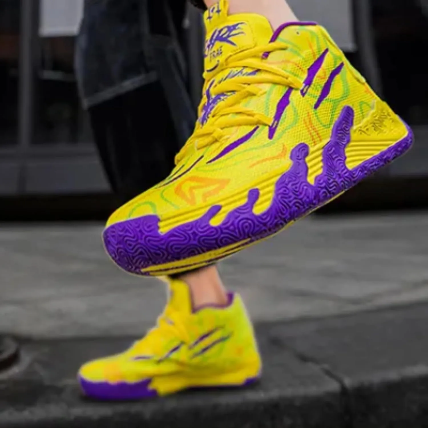 Mens Lace Up Multicolor High Top Basketball Shoe Non-Slip Breathable Running Shoes Fahsion Lightweight Outdoor Gym Sneakers