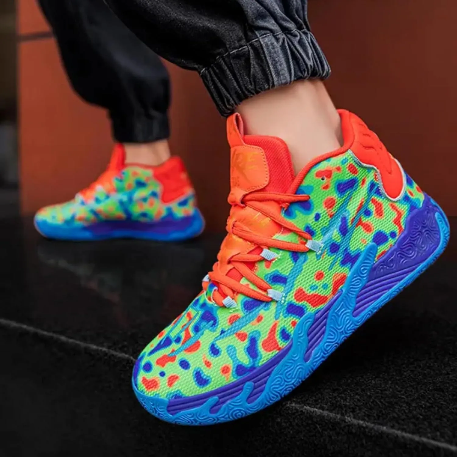 Mens Lace Up Multicolor High Top Basketball Shoe Non-Slip Breathable Running Shoes Fahsion Lightweight Outdoor Gym Sneakers