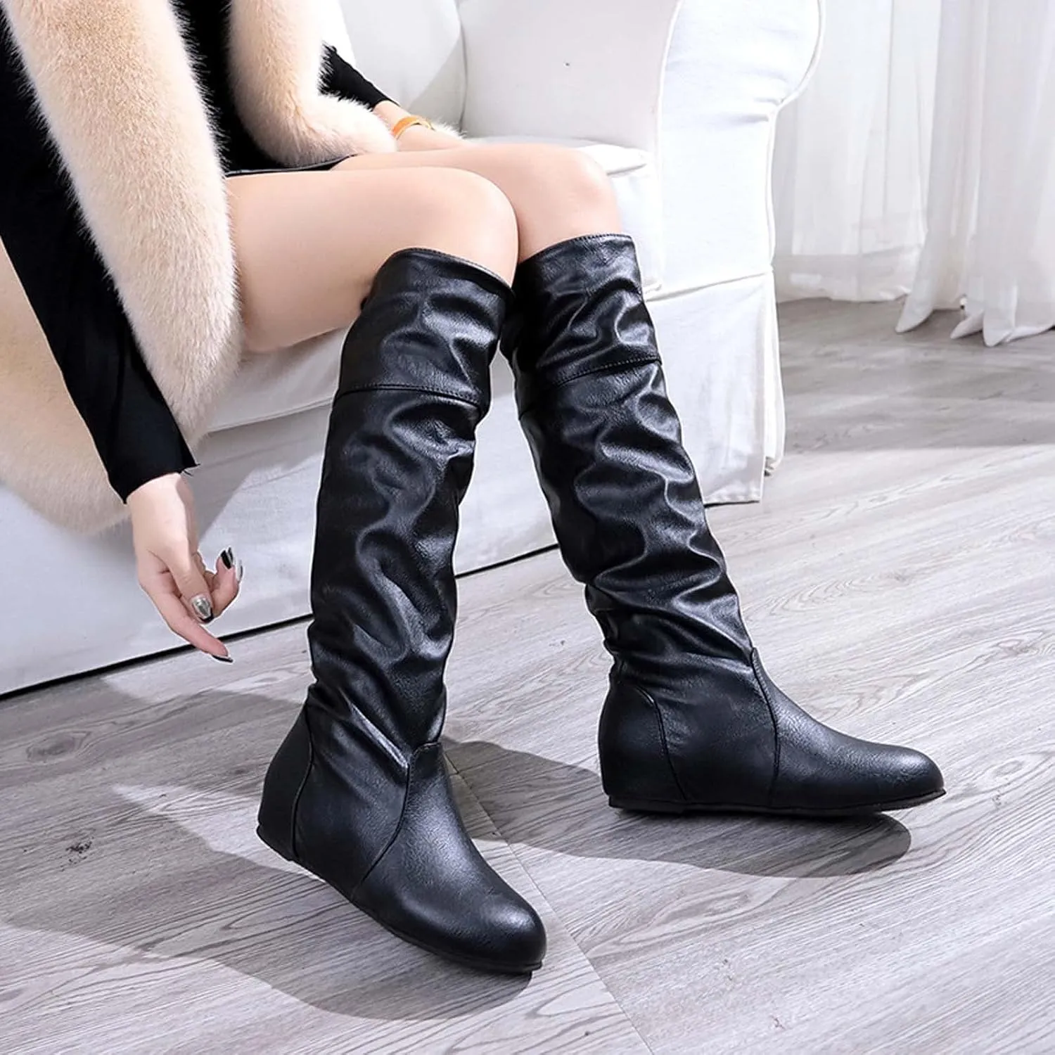 oiangi Women Knee High Flat Boots 2022 Winter Vintage Round Toe Pleated Slip on Motorcycle Boots Solid Retro Casual Comfy Outdoor Ladies Shoes