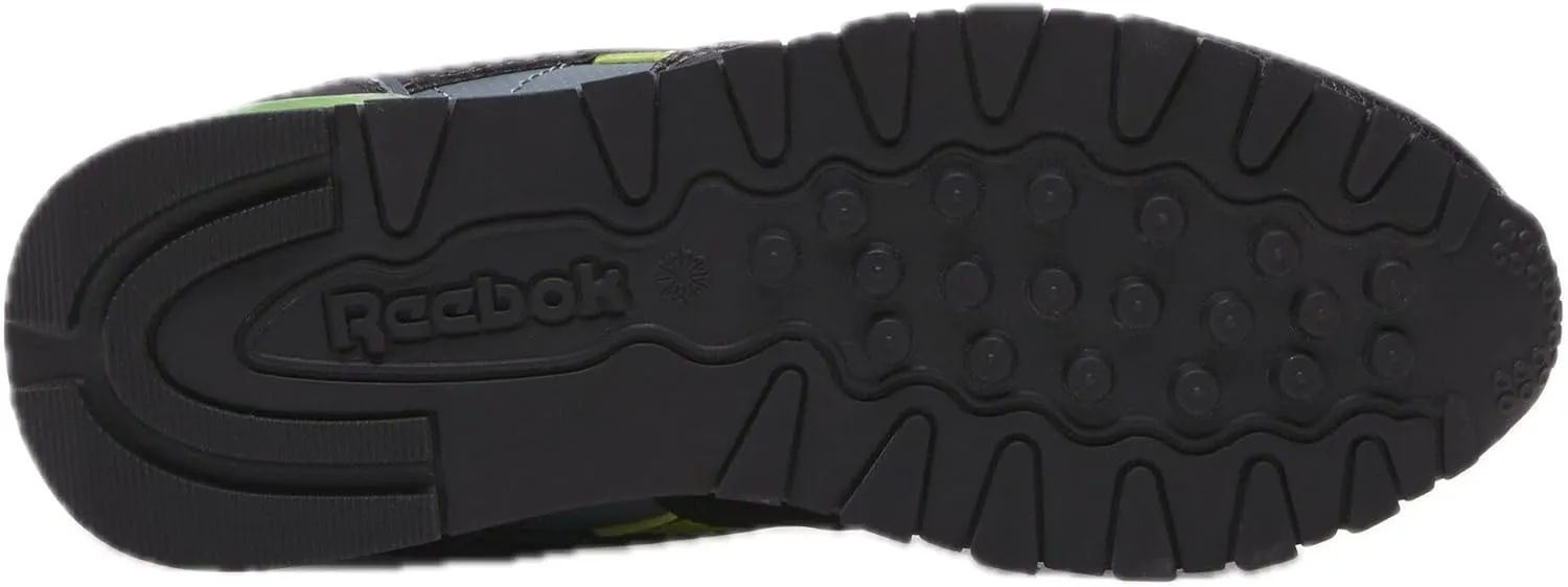 Reebok Unisex-Child Kid's Classic Leather Step N' Flash Sneaker