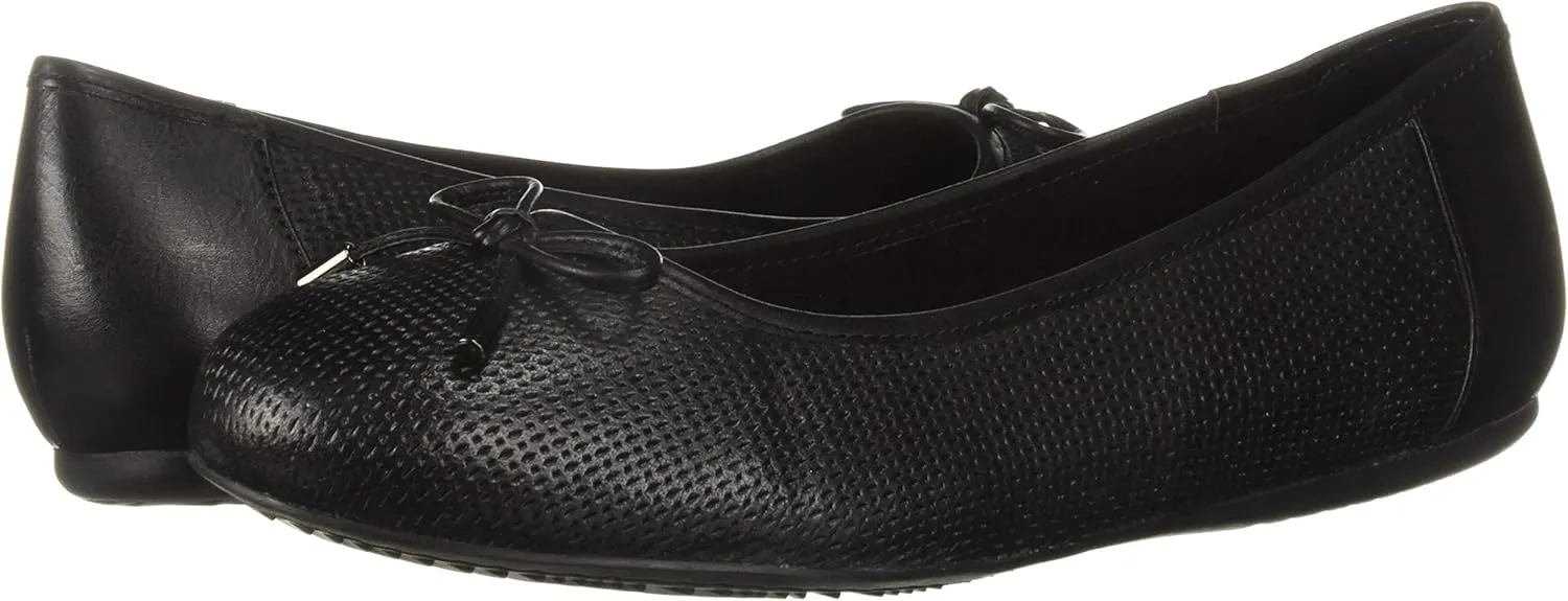 SoftWalk Napa Embossed
