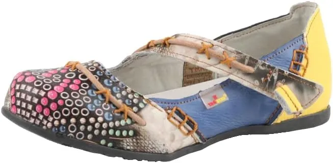 TMA EYES Stylish Color-Block Flat Sandals with Random Prints and Buckle