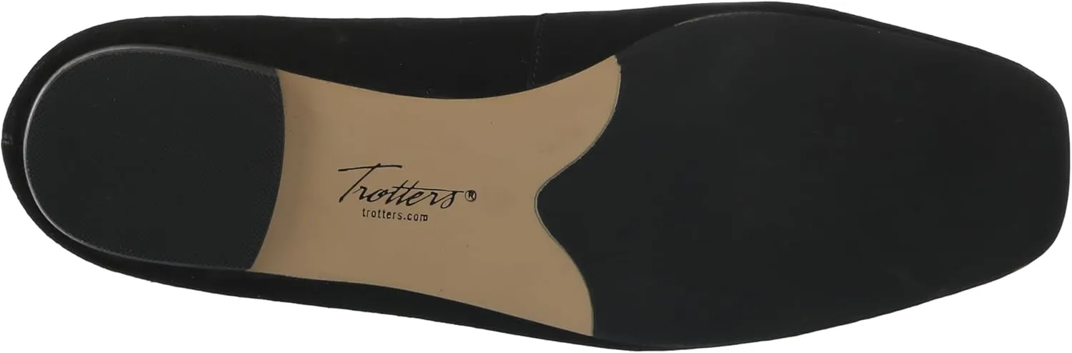 Trotters Women's Emotion Loafer Flat