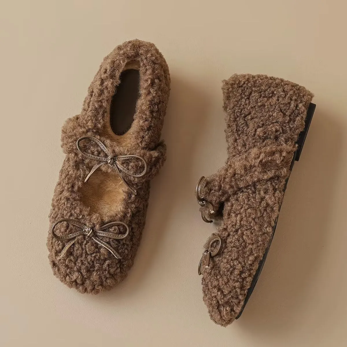 Women Winter Furry Mary Jane Shoes Warm Artificial Lamb Wool Flats Ankle Strap Ladies Indoor and Outdoor Dress Office Bedroom Casual Shoes